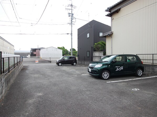 ＤＵＰＬＥＸ　ＩＺＵＭＩの物件外観写真